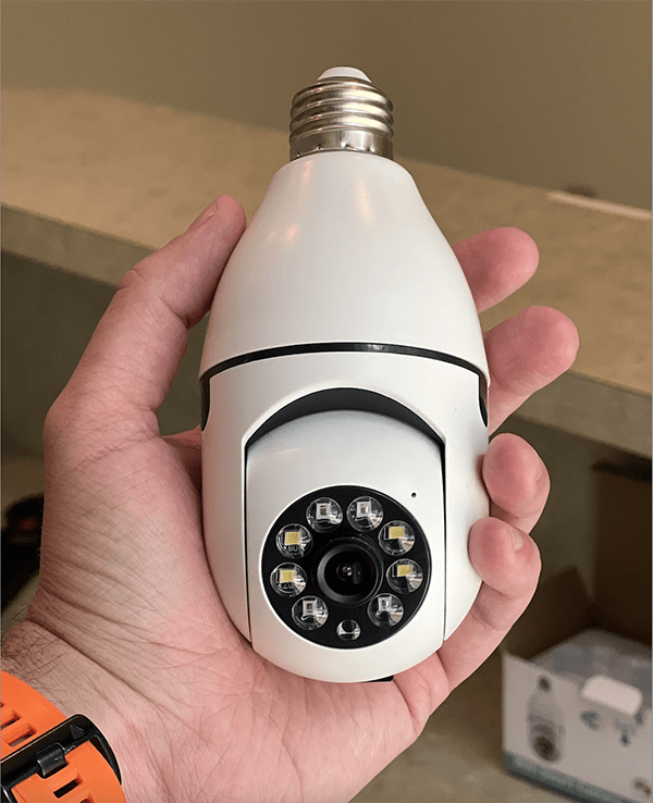 BulbWatcher™️ - Wireless Smart Security Cam